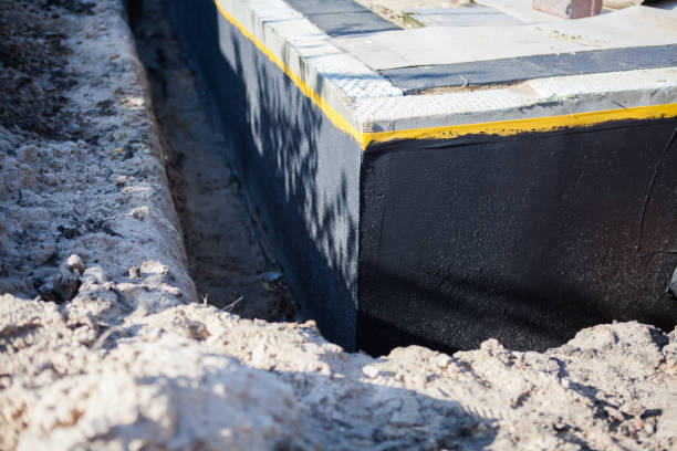 Professional Foundation Crack Repair technician working in Union Furnace, OH